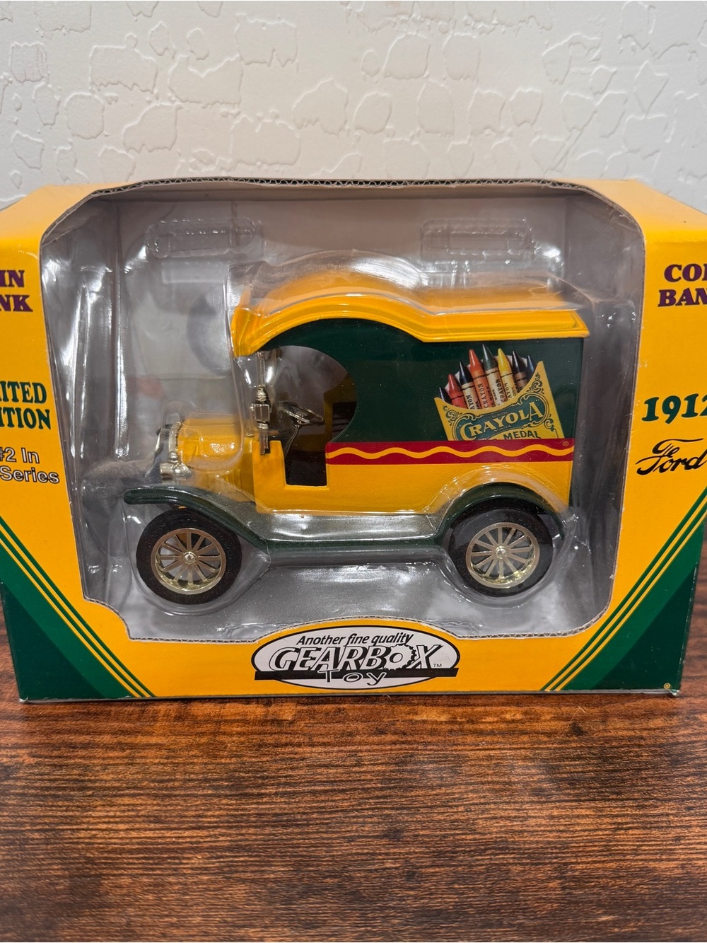1998 Limited Ed Crayola Gearbox 1912 Ford Delivery Truck #2 Die Cast Bank